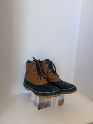 Vintage Tan & Green Duck Boots